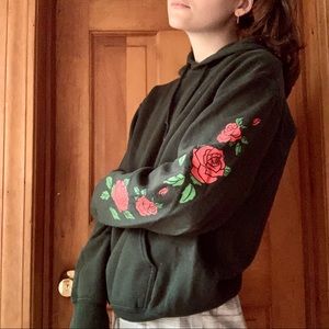 Green Graphic Sweatshirt